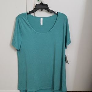 NWT Lularoe Classic T size XL shade of green